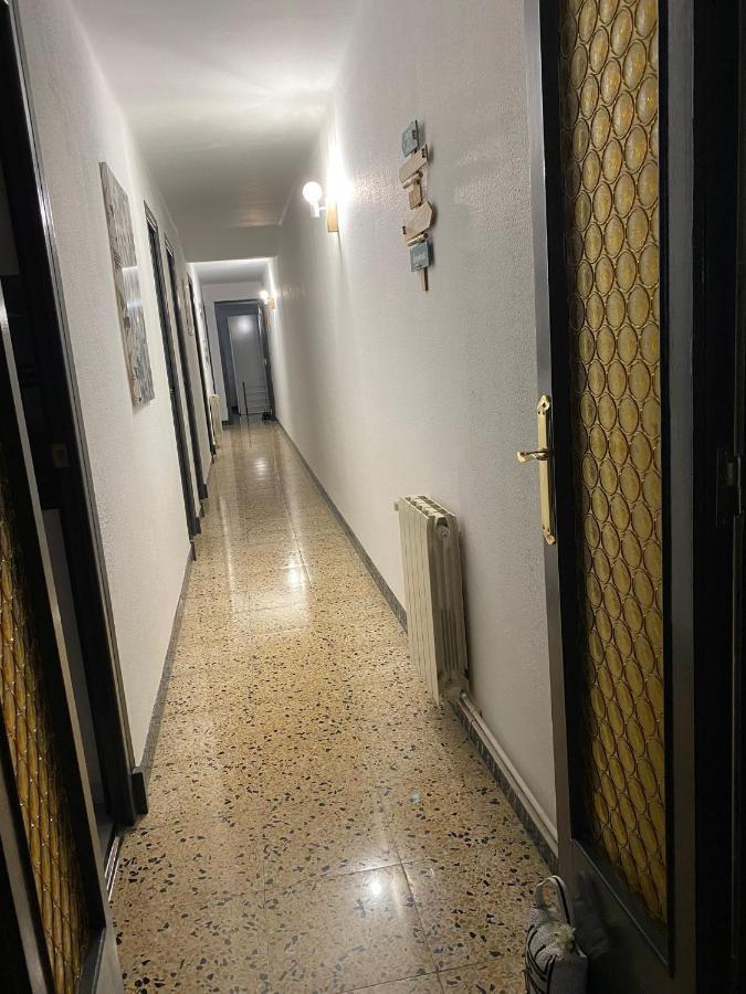 Apartamento Turistico Jaume Centro Tarragona Ngoại thất bức ảnh